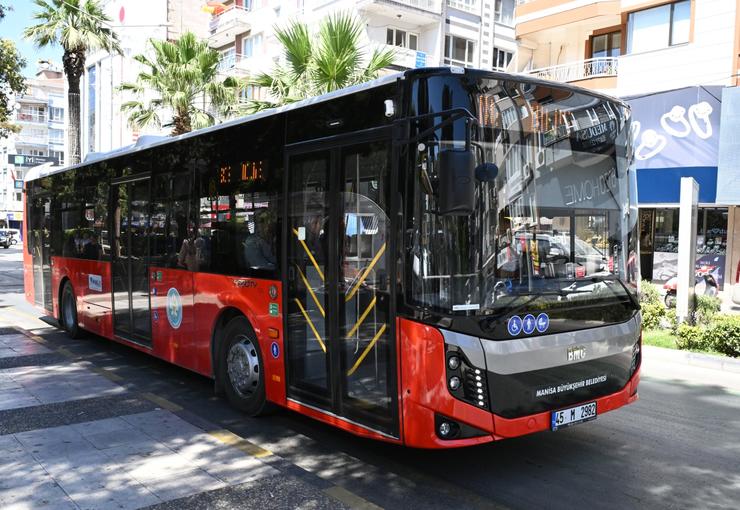 Manisa Büyükşehir Belediyesi, toplu taşımayı kullanan vatandaşların tasarrufuna yönelik yeni