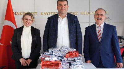 Seferihisar Belediyesi tarafından yürütülen “Paylaşılan Bir Oyuncak, Büyüyen Bir Gülüş”