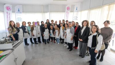 İzmir Büyükşehir Belediyesi, kadınların bir araya gelerek sağlıklı ve ekonomik