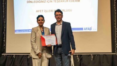 Bornova Belediyesi 1-7 Mart Deprem Haftası’nda okullarda deprem ve afet