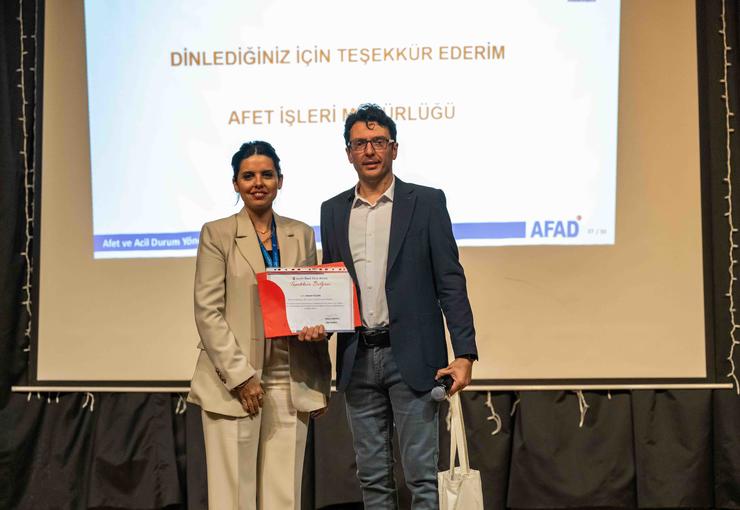 Bornova Belediyesi 1-7 Mart Deprem Haftası’nda okullarda deprem ve afet