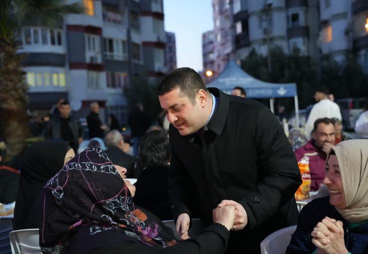 Torbalı Belediyesi, Ramazan ayı kapsamında Cumhuriyet Mahallesi’nde bulunan Barış Yapı