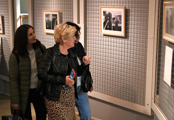 Sergilerden tiyatroya, söyleşilerden dayanışmaya uzanan etkinliklerle Bornova’da kadınların sesi yükseldi