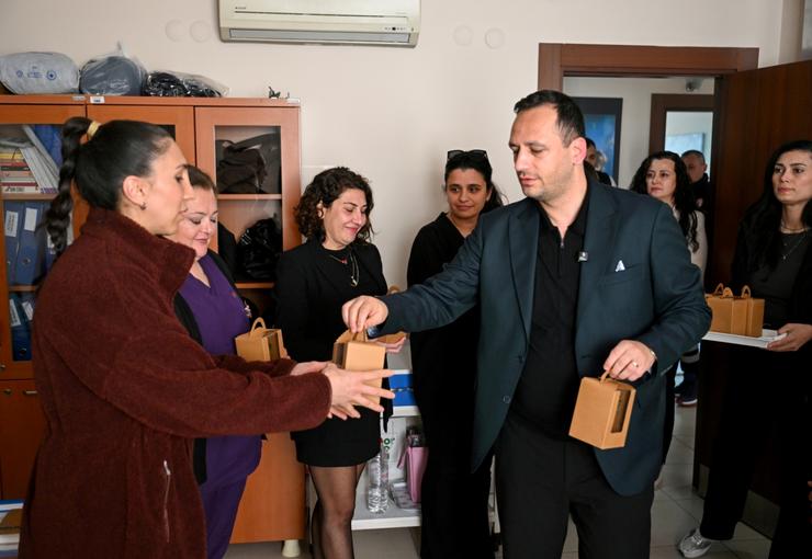 Bornova Belediye Başkanı Ömer Eşki, 14 Mart Tıp Bayramı kapsamında