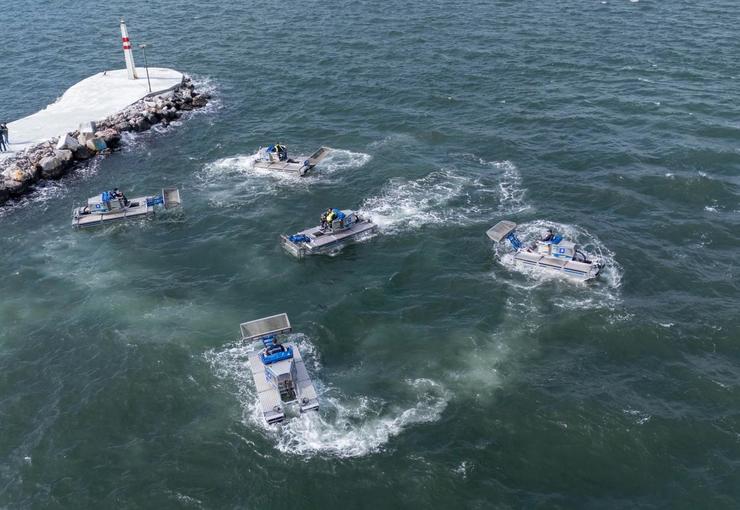 İzmir Büyükşehir Belediyesi, İzmir Körfezi’ndeki temizlik çalışmalarını güçlendirmek için beş