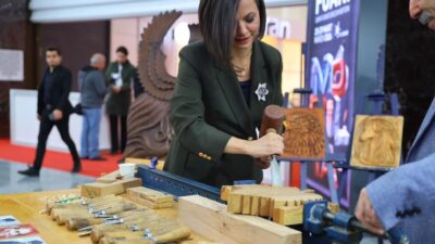 Mobilya sektörüne yönelik projeleri ve desteklerle öne çıkan Karabağlar Belediyesi,